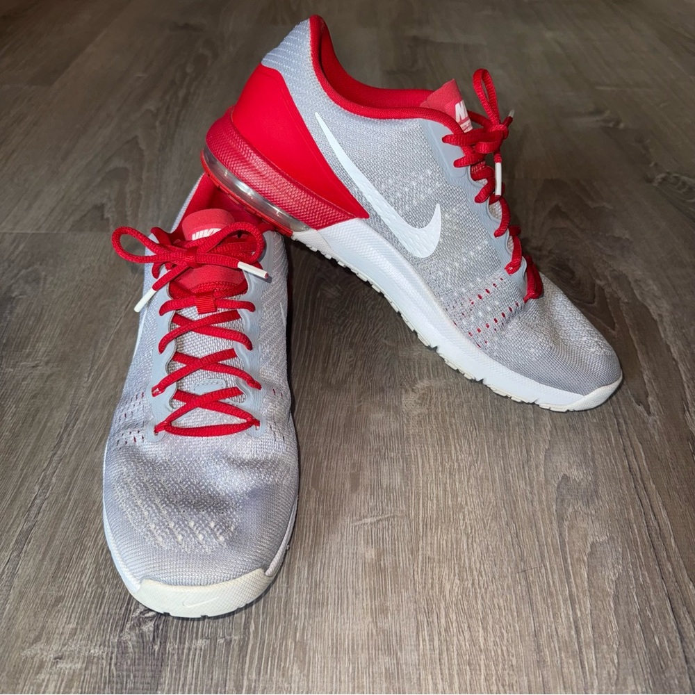 Nike Men’s Air Max Flywire Shoe